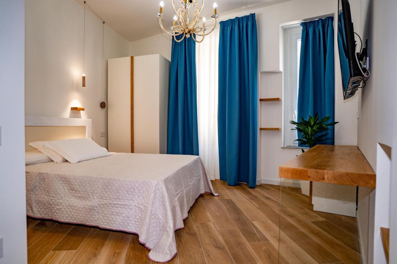 קרוטונה Aquamar Bed And Breakfast מראה חיצוני תמונה