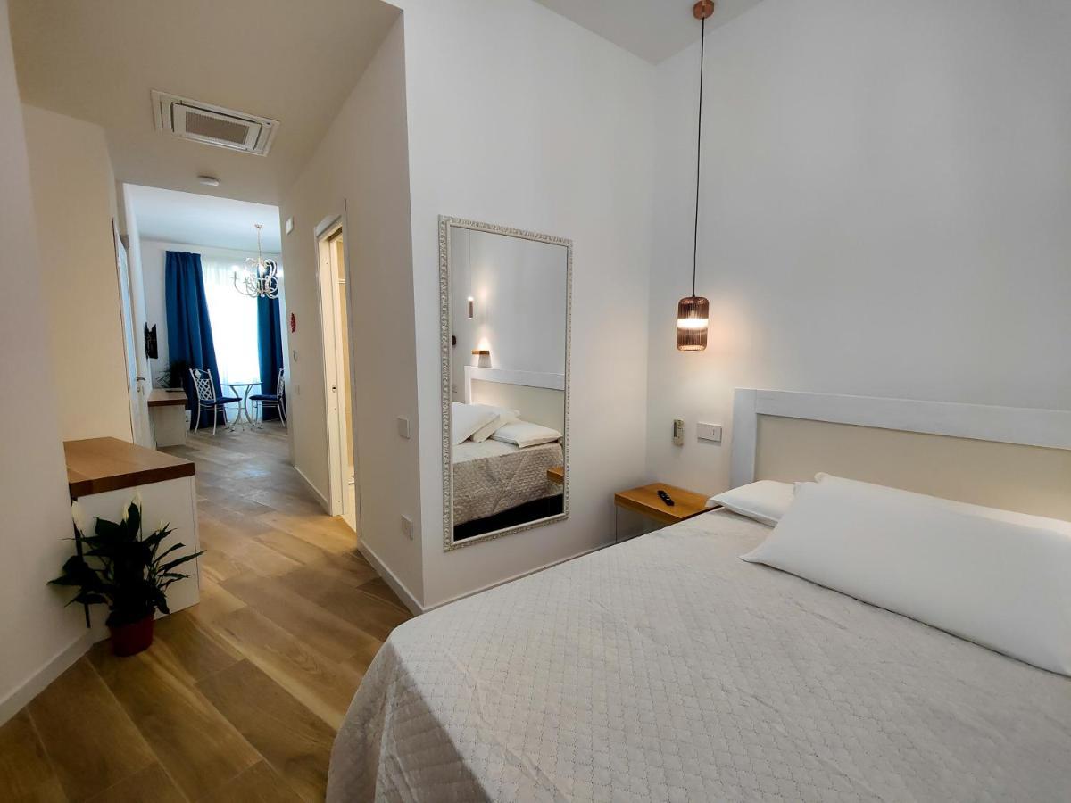 קרוטונה Aquamar Bed And Breakfast מראה חיצוני תמונה